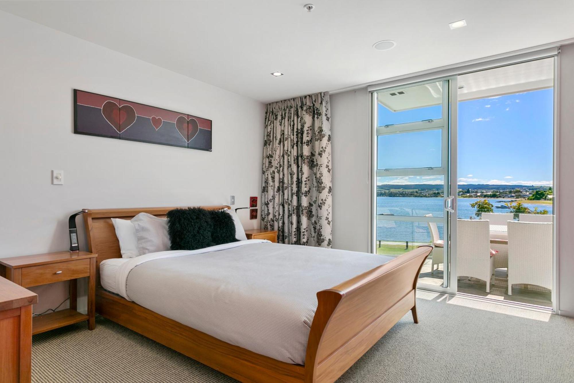 Waimahana Apartments Taupo Exterior photo