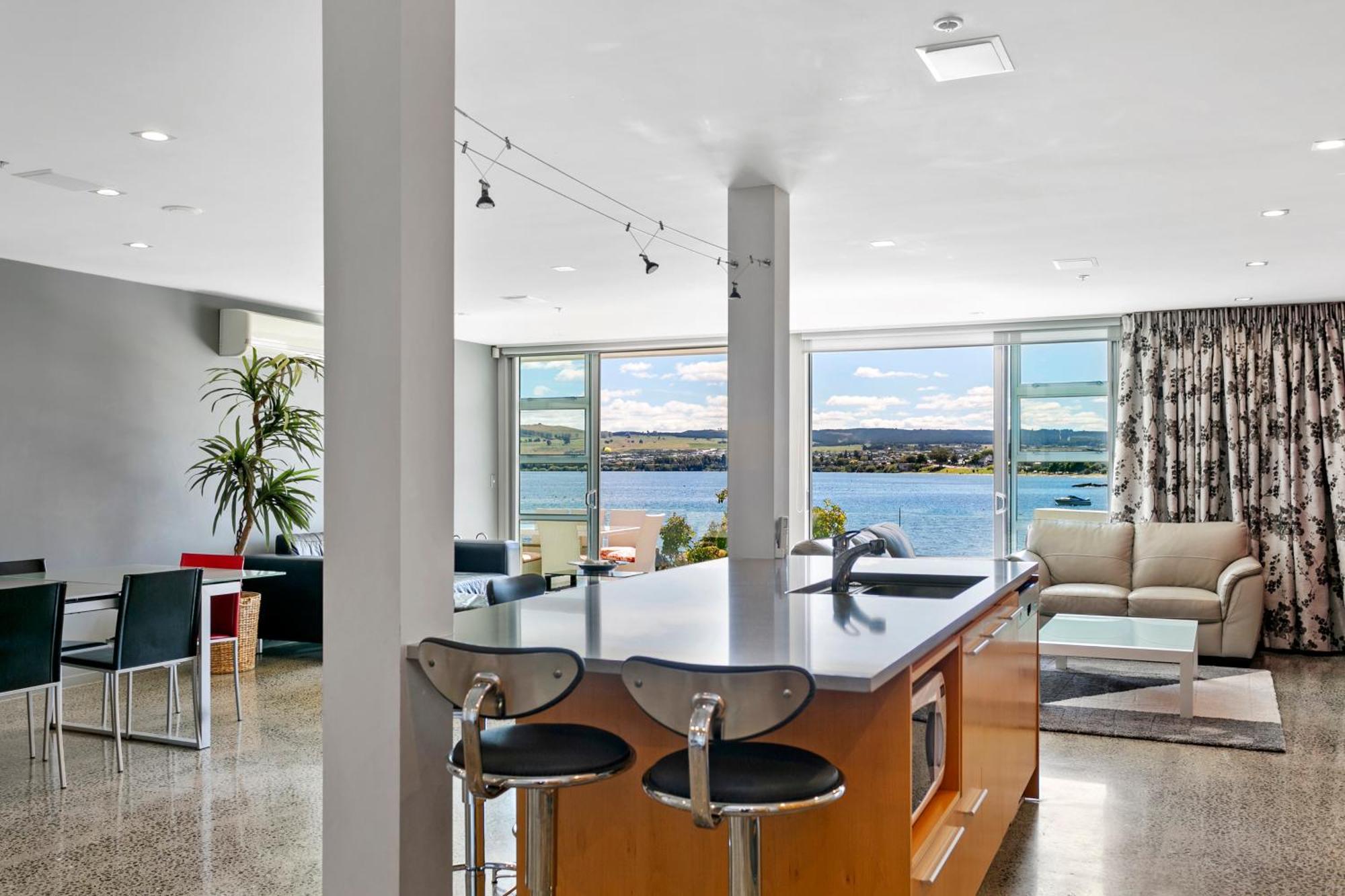 Waimahana Apartments Taupo Exterior photo